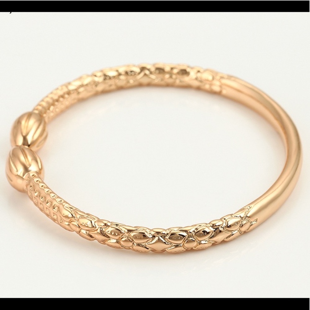 1 Gold West Indian Open Bangle Acorn Cocoapod 60mm Jamaican Dubai